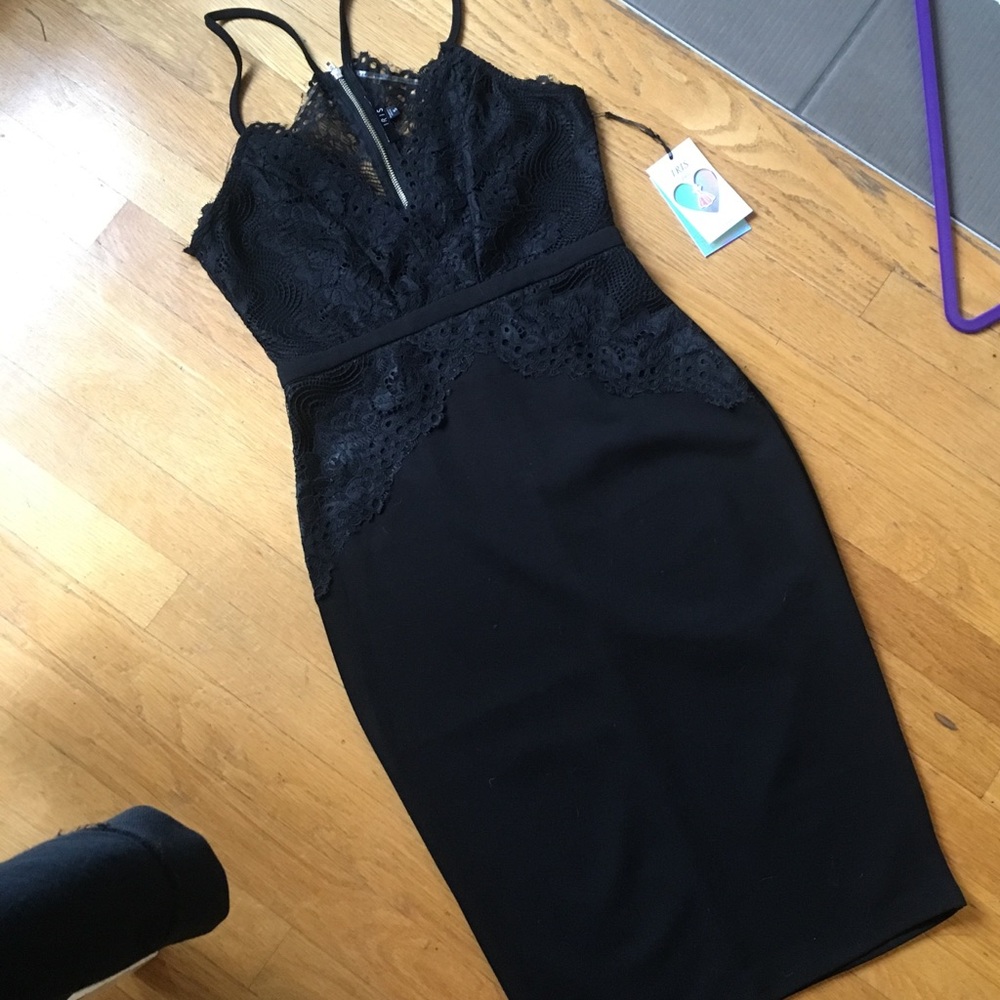 midi lace dress 👗